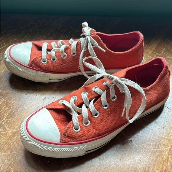 Orange Converse - Picture 2 of 3